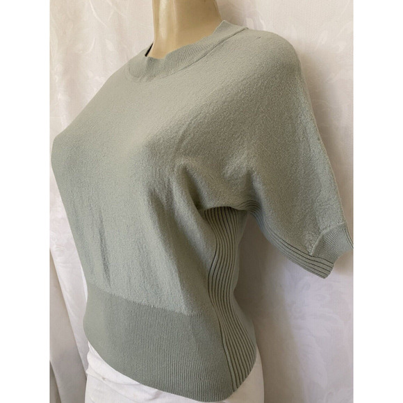 Tory Burch Merino Wool Sweater Knit Top Crew Neck Short Sleeve Sage Gree… - Picture 2 of 6